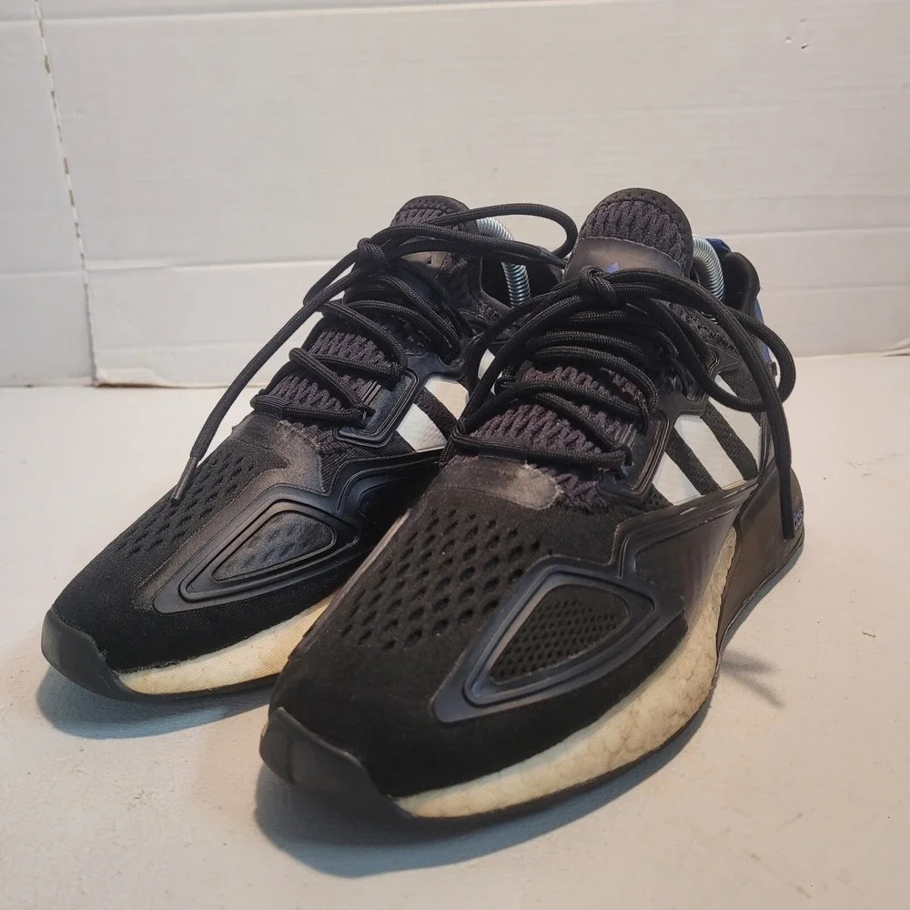 Adidas ZX 2K Boost Black White Blue Sizez 6.5Y